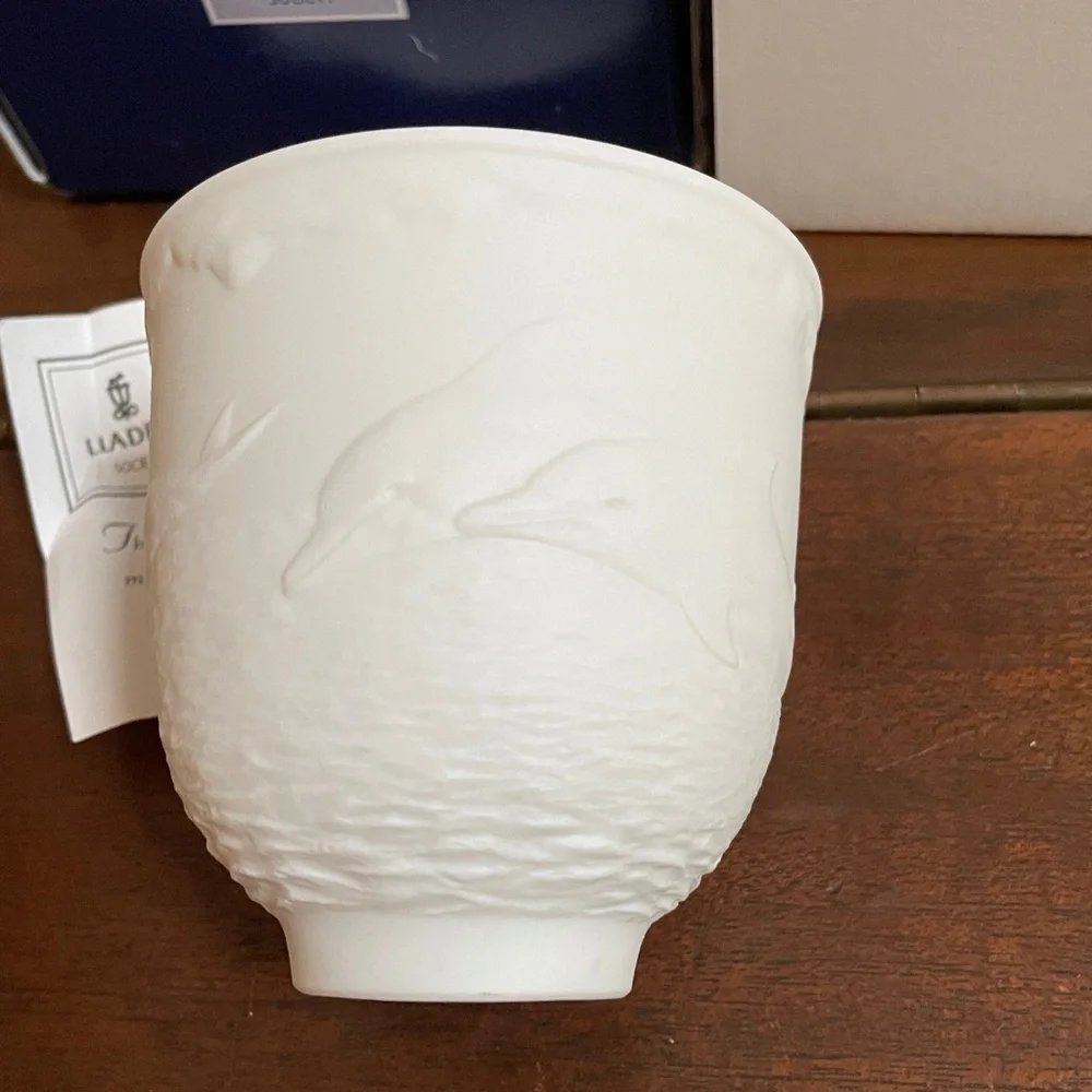 Lladro Collectors Society 1998 Member Gift Dolphins Swimming Cup Candle Holder - Picture 2 of 13